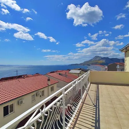 Marko Nemira Apartment *