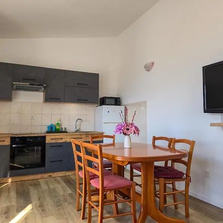 Marko Nemira Apartment *